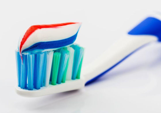 ποιότητας CMC Food Additive - Food Grade Cellulose Gum with Total Plate Count ≤500 Cfu/g, Good Heat-stability, and White To Cream Powder εργοστάσιο